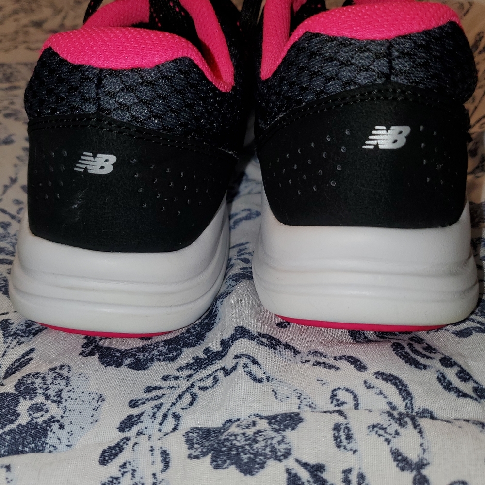 Womens New Balance Shoes WVERSRB1 - Picture 3 of 8